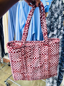 Labadi Reversible padded Tote